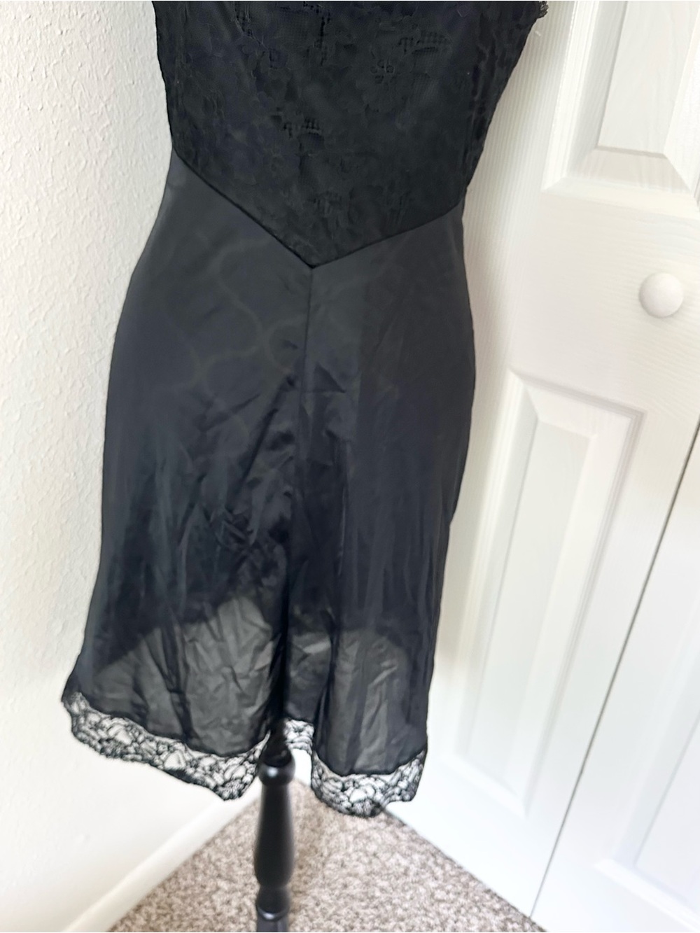 Vintage 1970s vanity affair, black Lacey slip night dress lingerie - Picture 8 of 12